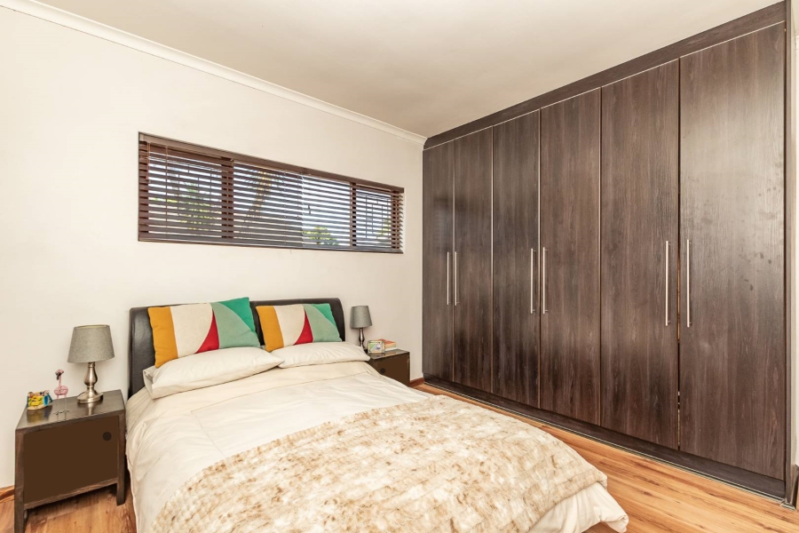 To Let 3 Bedroom Property for Rent in Claremont Western Cape